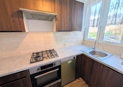 mieszkanie na sprzedaż - 